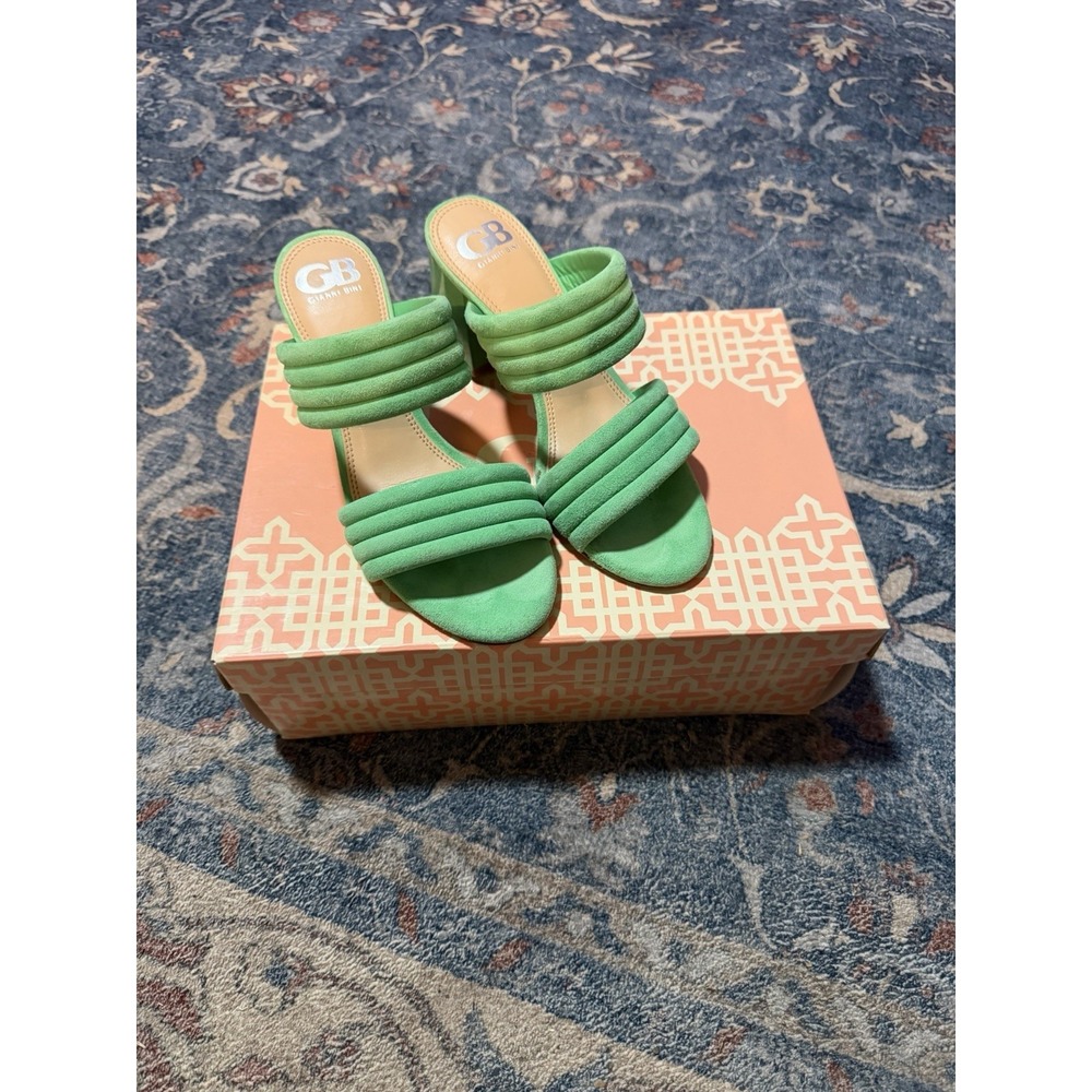 Gianni Bini Suede Mule Sandals‎ Heels Mint Green size 6